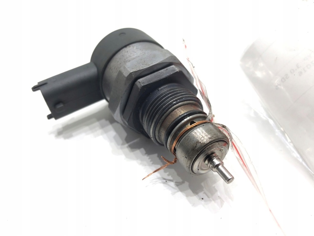 KRAFTSTOFFDRUCKSENSOR JAGUAR XJ 0281006017 3.0 275KM Product image