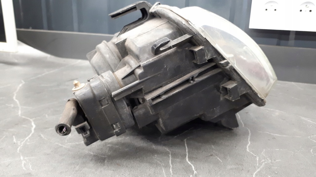 Renault Megane rechter Frontscheinwerfer Product image