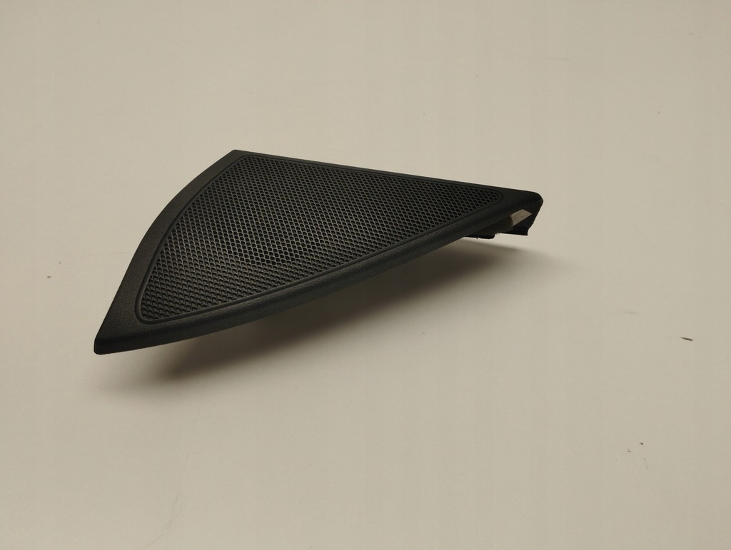 MERCEDES W212 LAUTSPRECHER HARMAN KARDON A2128201002 Product image