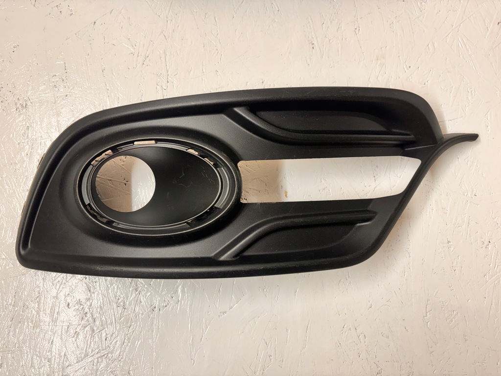 RENAULT MEGANE III LIFT – STOßSTANGENGRILL LINKS 261A32193R RECHTS 261A25882R Product image
