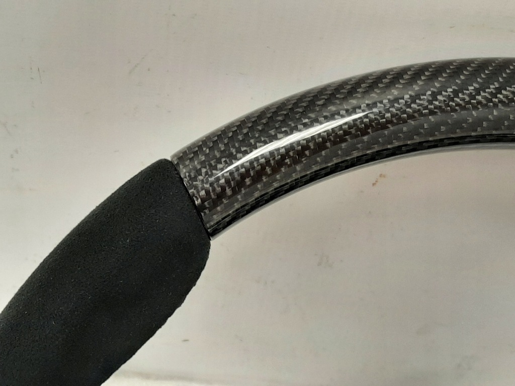 Mercedes AMG beheizbares Carbon-Alcantara-Lenkrad Product image