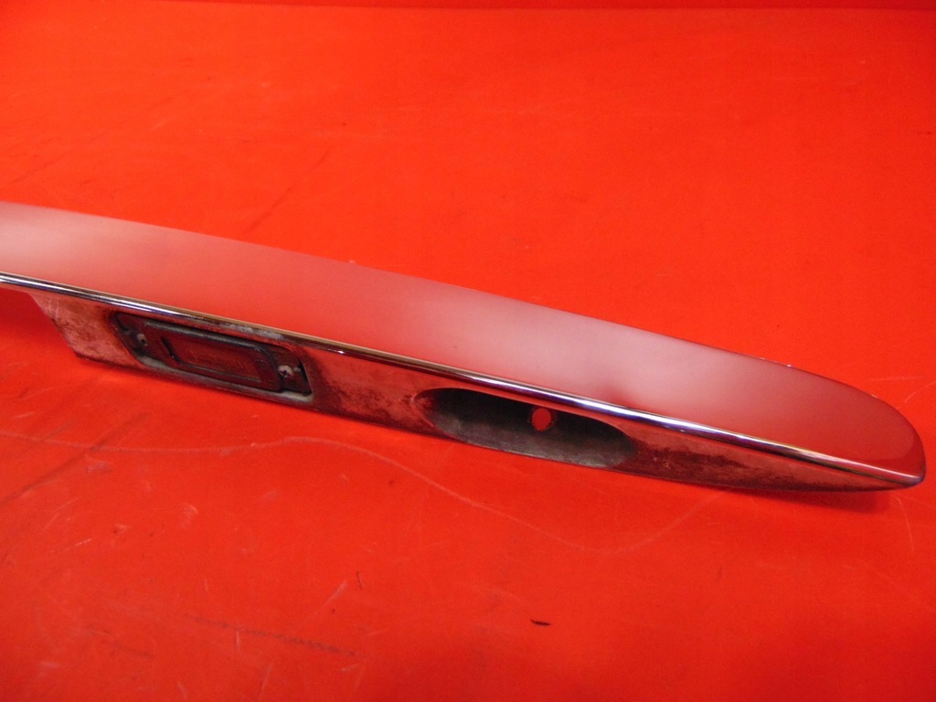 MERCEDES R-KLASA 251 W251 BLENDA Kofferraumdeckelleiste A2517400693 Product image