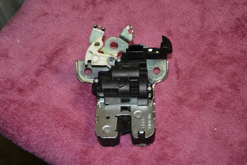 Kofferraumdeckelschloss Audi 4H0827505 Product image