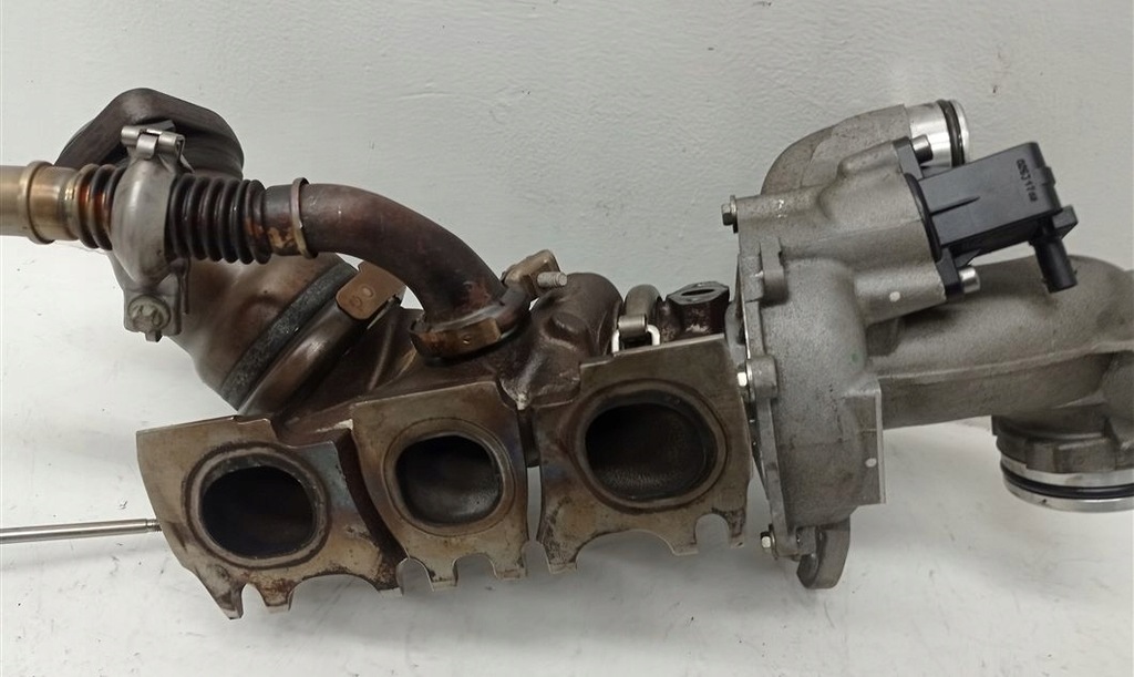 TURBOTURBINEN-SET RECHTS MERCEDES W213 3,5 V6 E400 276.853 A2760903080 Product image