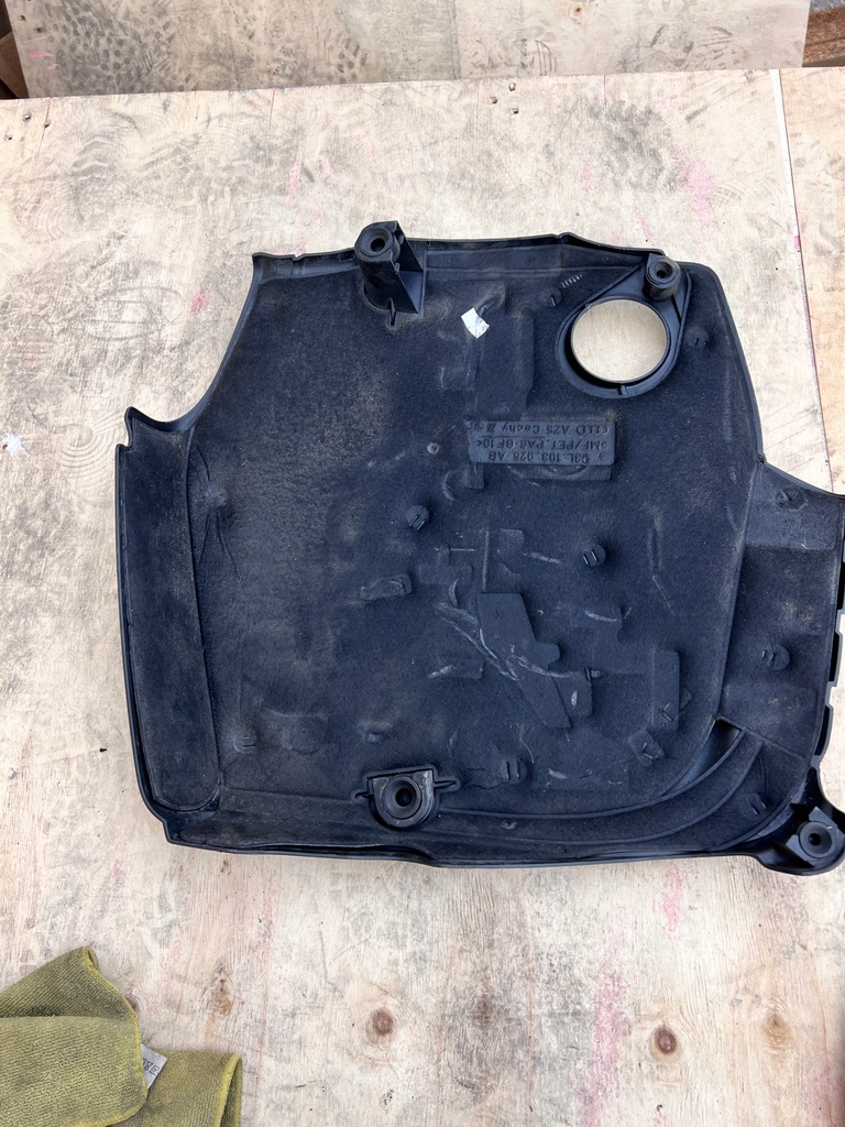Audi A6 C7 OE-MOTORABDECKUNG 03L103925AB Product image