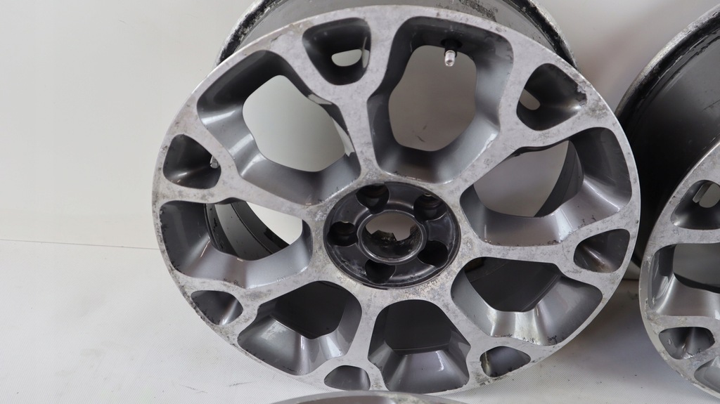 FIAT 500L LEICHTMETALLFELGEN 17X7,0 735579512 Product image