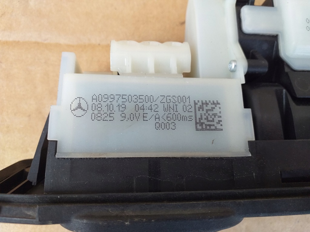 MERCEDES W177 GRIFF MIKROKLAPPE A0997503500 Product image