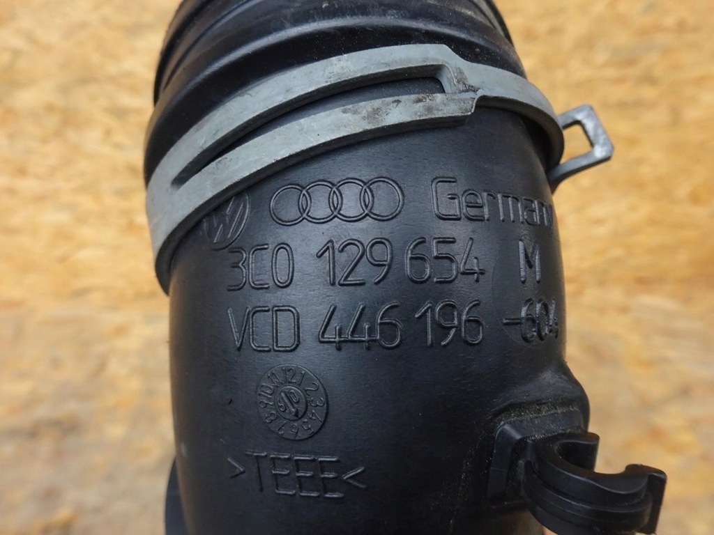 AUDI A3 8P 1.9 TDI BLS 03-12 LADELUFTKÜHLERKABEL 3C0129654M Product image