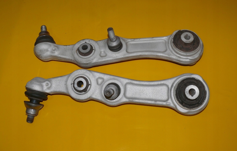 UNTERER QUERLENKER LINKS RECHTS VORNE MERCEDES E-KLASSE W213 Product image