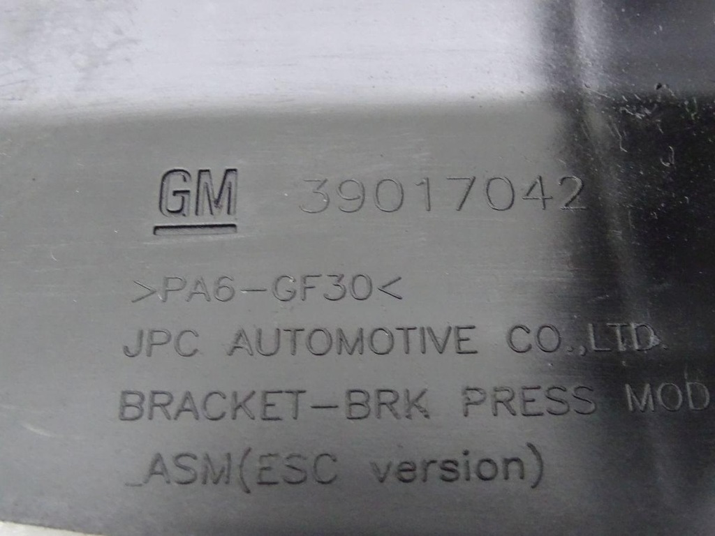OPEL ASTRA K 15-22 ABS-PUMPENHALTER 39017042 Product image
