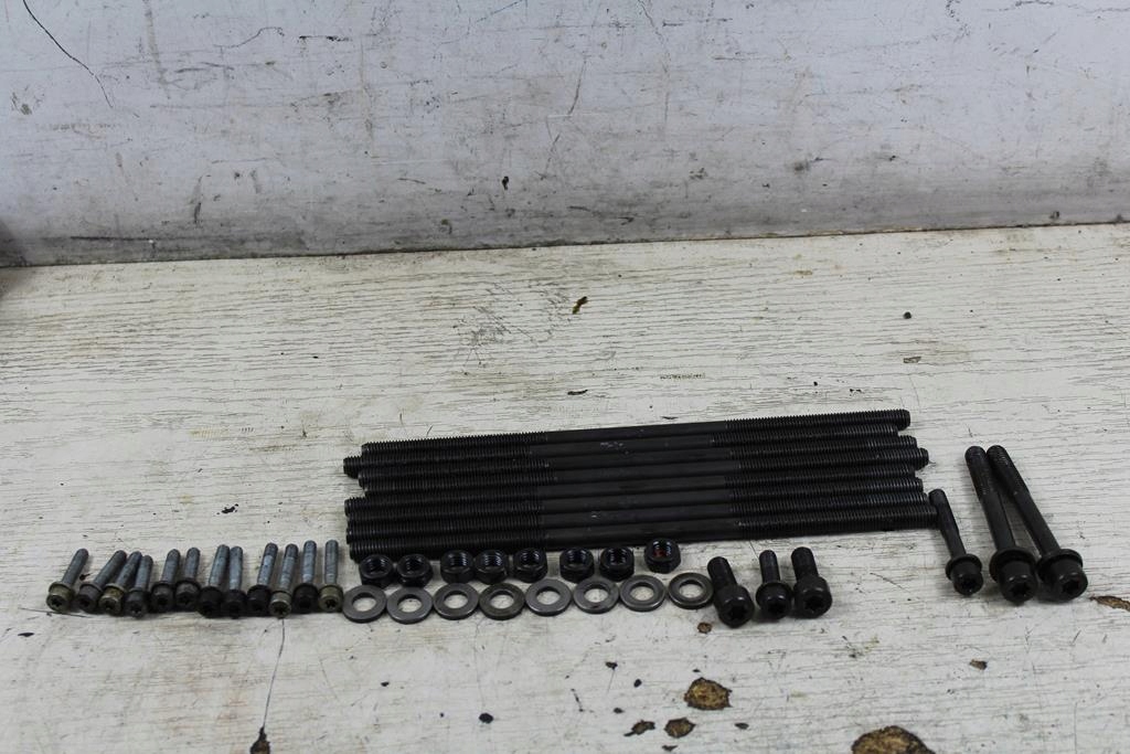 BMW R1200 RT K26 BOLZEN ZYLINDERKOPFBOLZEN LINKS RECHTS Product image