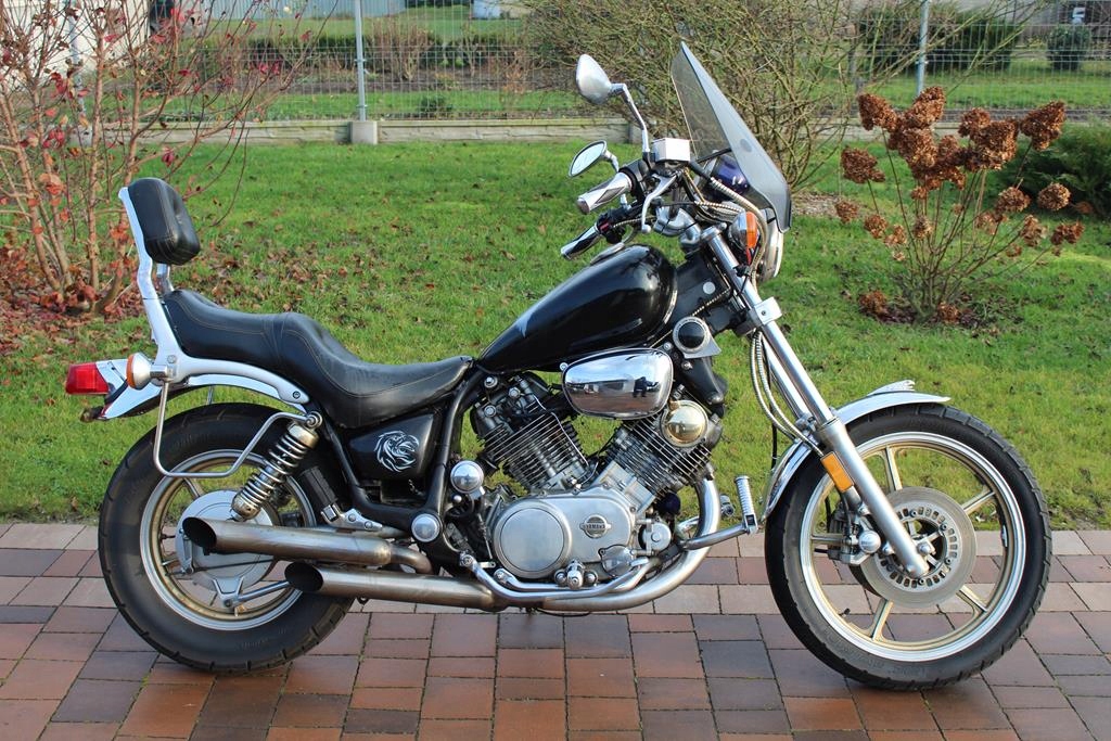 Yamaha XV1000 Virago 56X Verkleidungsgummibefestigung Product image