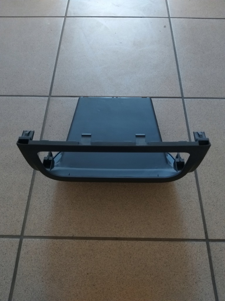 VW Golf VI Plus Klimaanlagen-Panel-Rahmen 5M0819422 Product image