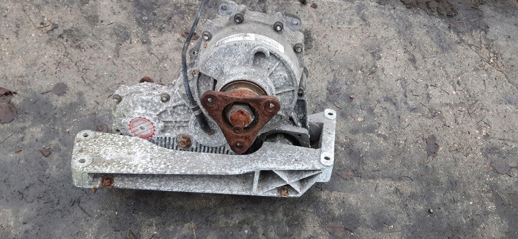 BMW E46 325xi 330xi 330xd NV124 GETRIEBEREDUZIERGERÄT Product image