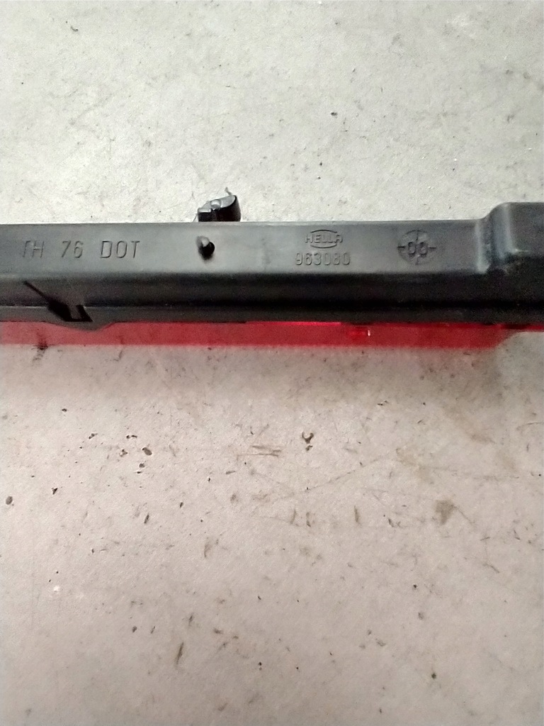 DRITTES BREMSLICHT AUDI A4 B5 8D9945097B Product image