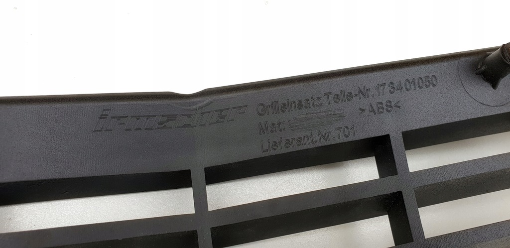 Opel Vectra C Signum Irmscher Grill – 8/8 Halterungen! Product image