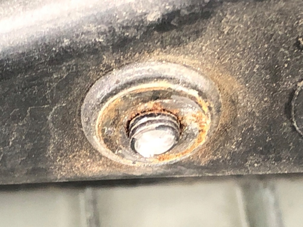 VERSTÄRKUNG DES VORDEREN RIEMENS AUDI A4 B7 2.0 140KM 04-08 Kombi Product image