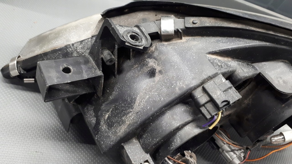 Rechte Scheinwerfer Nissan Premierminister P12 02r Product image