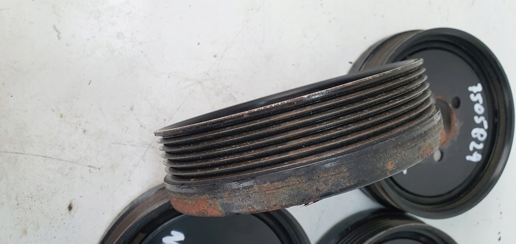 BMW E90 E87 WELLENRIEMENSCHEIBE 2.0 N46 7505829 Product image