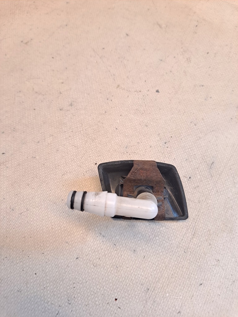 DYSZA SPRYSKIWACZA LAMPY LEWA RANGE ROVER SPORT L320 Product image