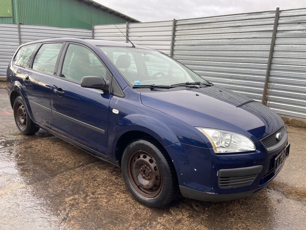 Hinterer Stoßstangenträger FORD FOCUS MK2 KOMBI 04-07 Product image