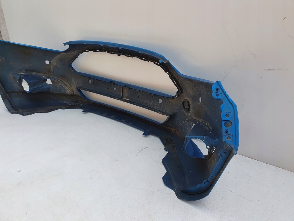Ford Fiesta MK7 LIFT Austausch der vorderen Stoßstange Product image