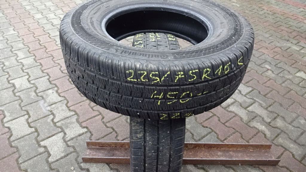 Ganzjahresreifen 225/75R16 C Continental VanContact 4 Saison 2022. Product image