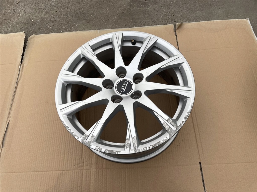 ALUMINIUMFELGE 8W0601025C 7,5J ET 38 17" 5x112 AUDI A4 B9 8W LIFT 19- Product image