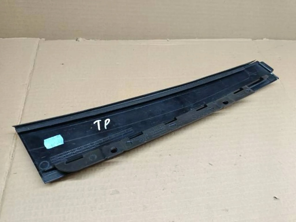 TÜRLEISTE RECHTS AUDI A6 C7 4G0839902 Product image