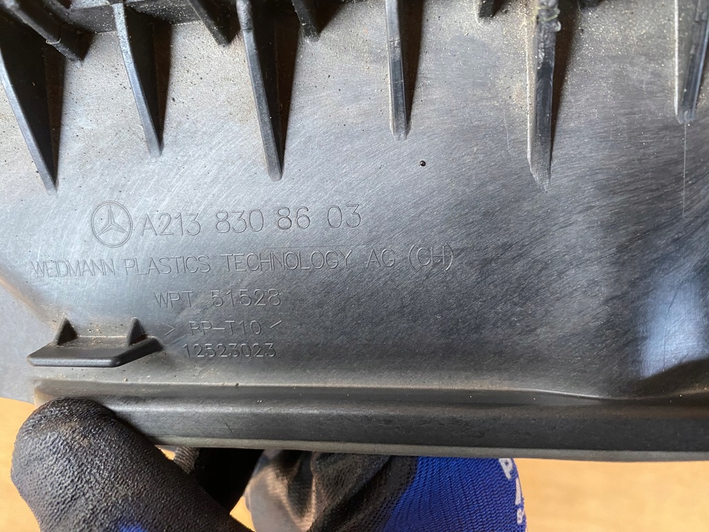 Mercedes-Benz W213 E-KLASSE A2138308603 Luftlenkrad Product image