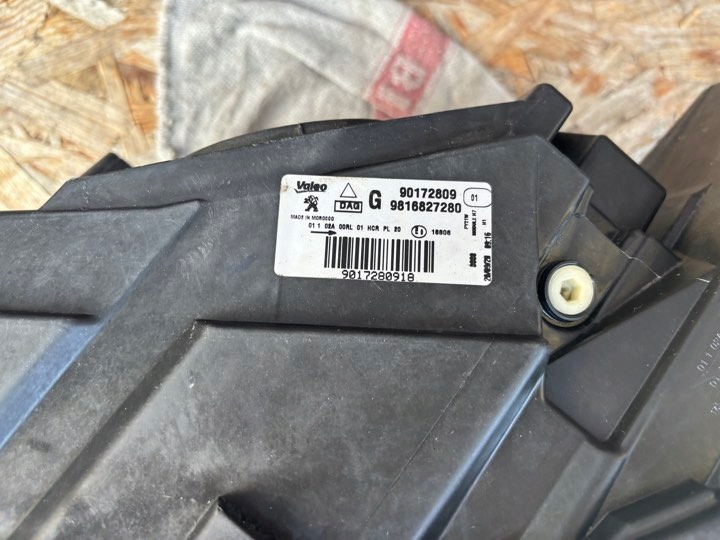 VORDERLEUCHTE LINKS PEUGEOT PARTNER IV RIFTER 17-22 Jahre 9816827280 Product image