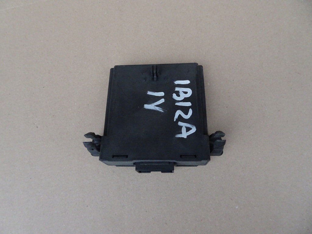 SEAT IBIZA IV GATEWAY-CONTROLLER 6R0907530D Product image