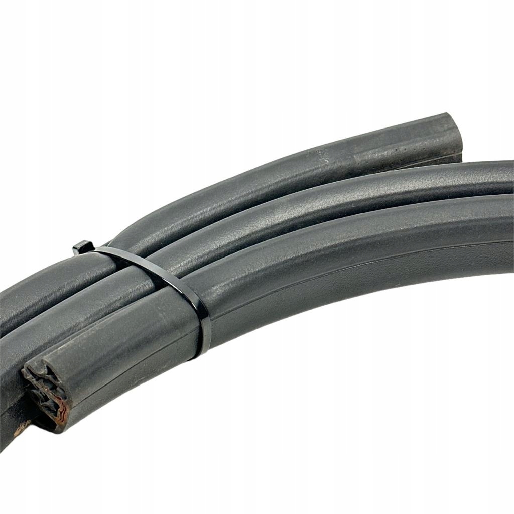 HUMMER H3 06-10R VORDERTÜRDICHTUNG Product image