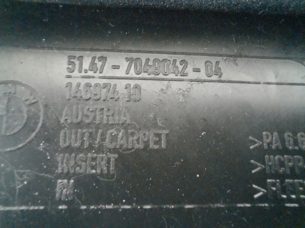 BMW X3 E83 03–06 2.0D Kofferraumpolsterung rechts 7049042 Product image
