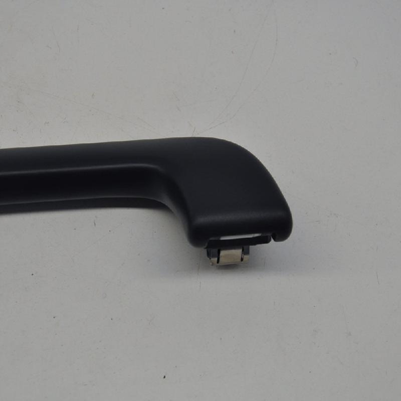 Vorderer linker Griff des Audi A4 Avant (8W5, B9) 4M0857607 3.0L Product image