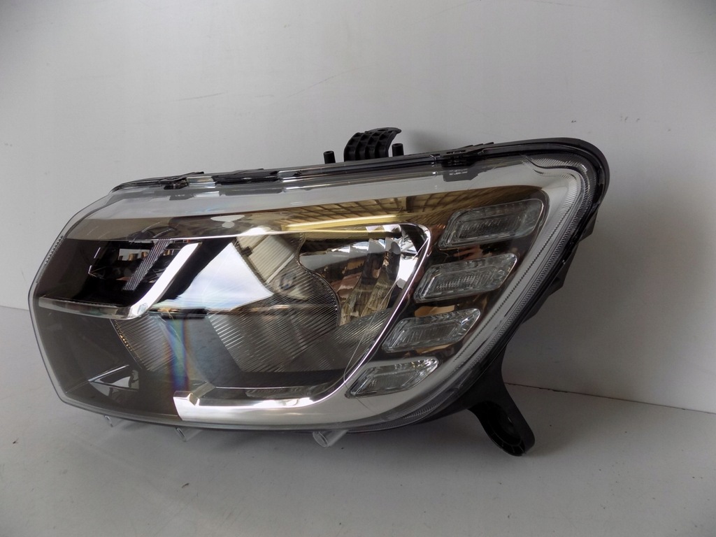Dacia Sandero 2 LCI Scheinwerfer H7+ LED L 10943 Product image