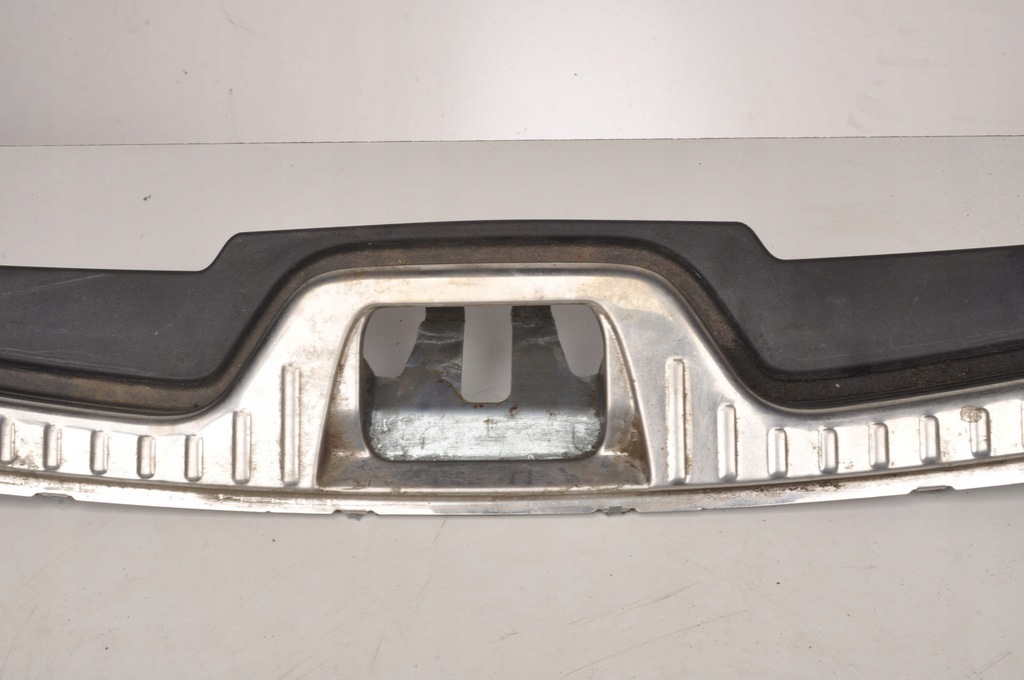 VOLVO V60 KOFFERRAUM FAHRERABDECKUNG 31403589 Product image