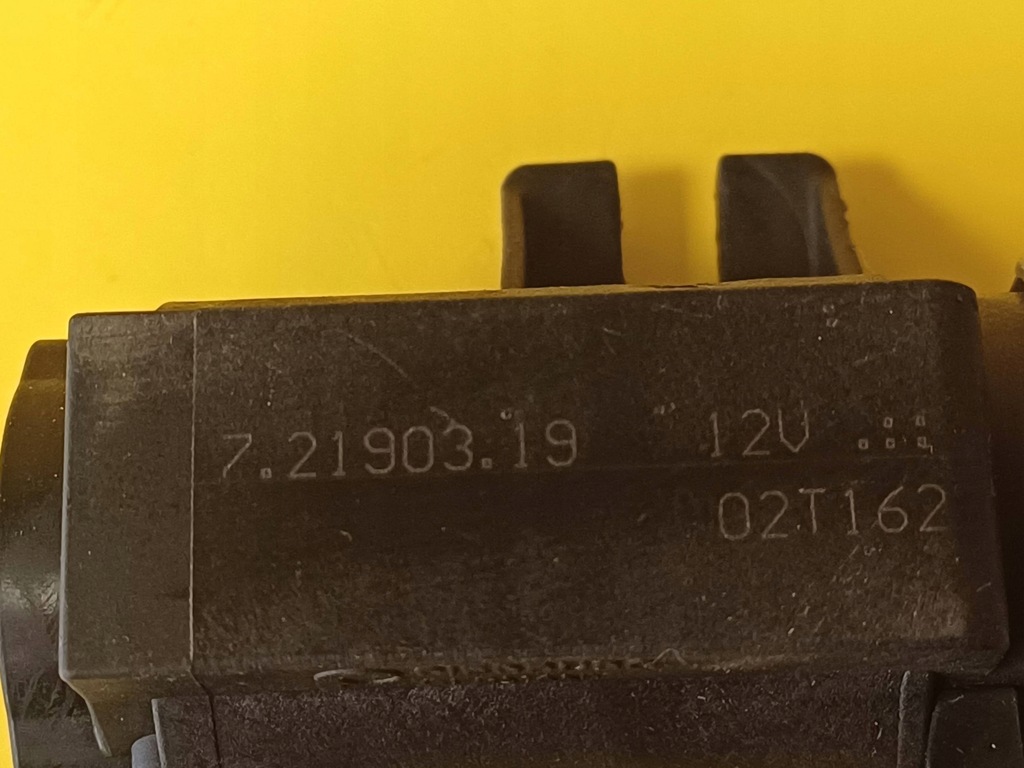 Das Kia Carnival Vakuumventil und 72190319 NR 407 Product image