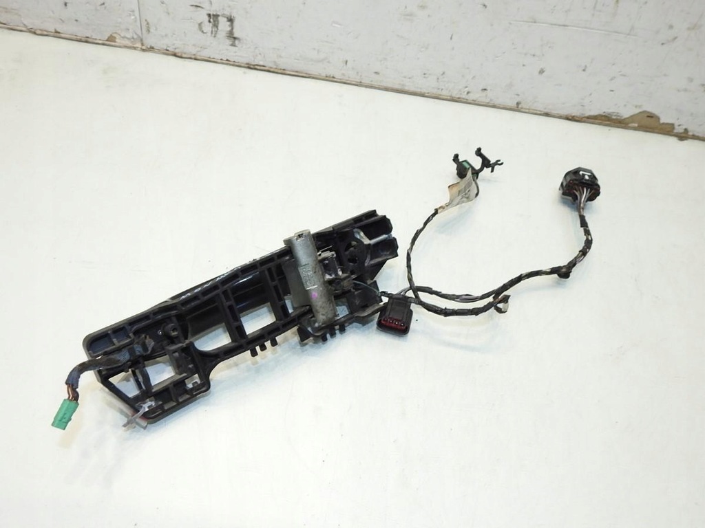TÜRGRIFF VORNE RECHTS G6 FORD MONDEO MK4 IV LIFT 6G9T-14A631-CE Product image