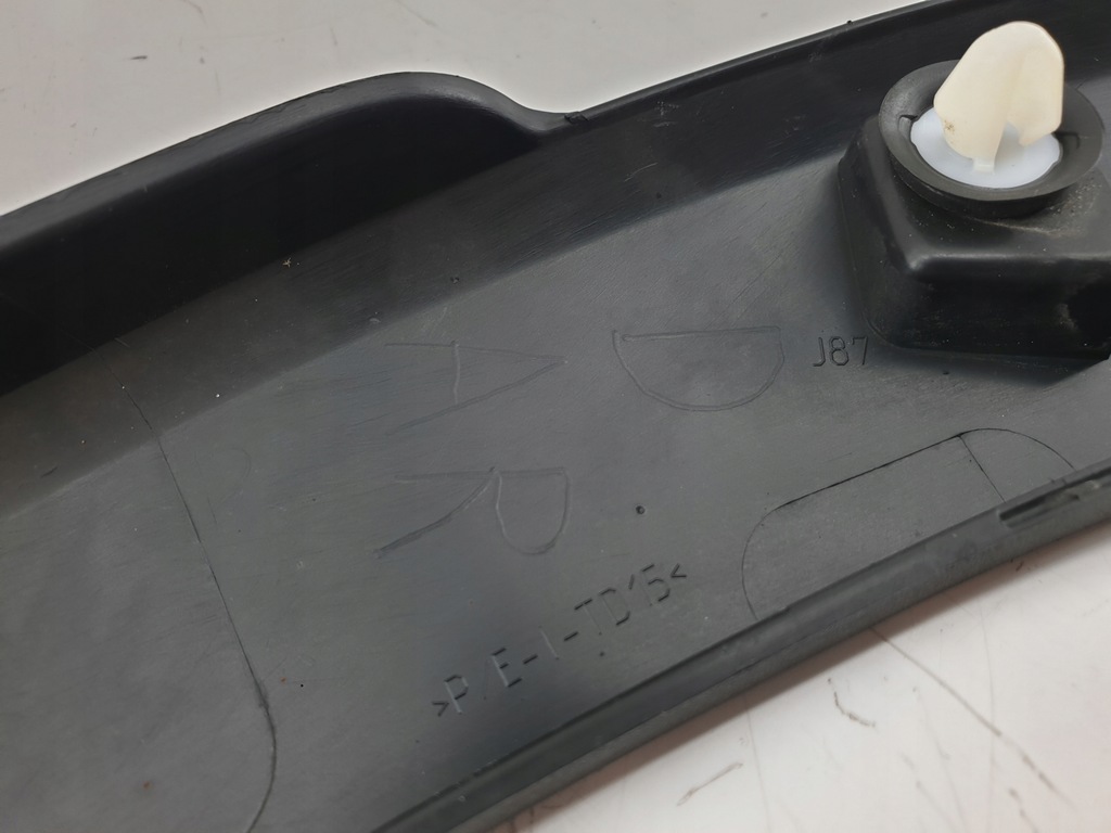 KOTFLÜGELLEISTE HINTEN RECHTS RENAULT CAPTUR I 1 788A20643R Product image