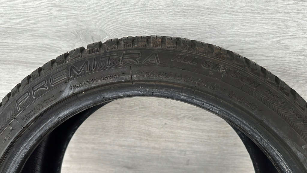 Maxxis Premitra AllSeason AP3 SUV-Reifen 235/45R19 99W 6,0 mm JAHR 2022 Product image