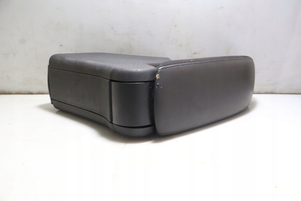 CITROEN DS3 ARMLEHNE Product image