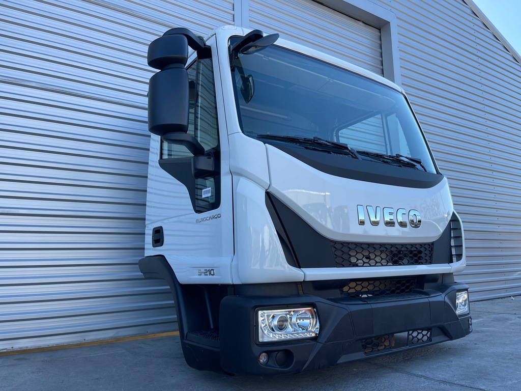 IVECO EUROCARGO MLC 75, 120.150 TAGE KABINE NIEDRIGER STOßSTANGE Product image