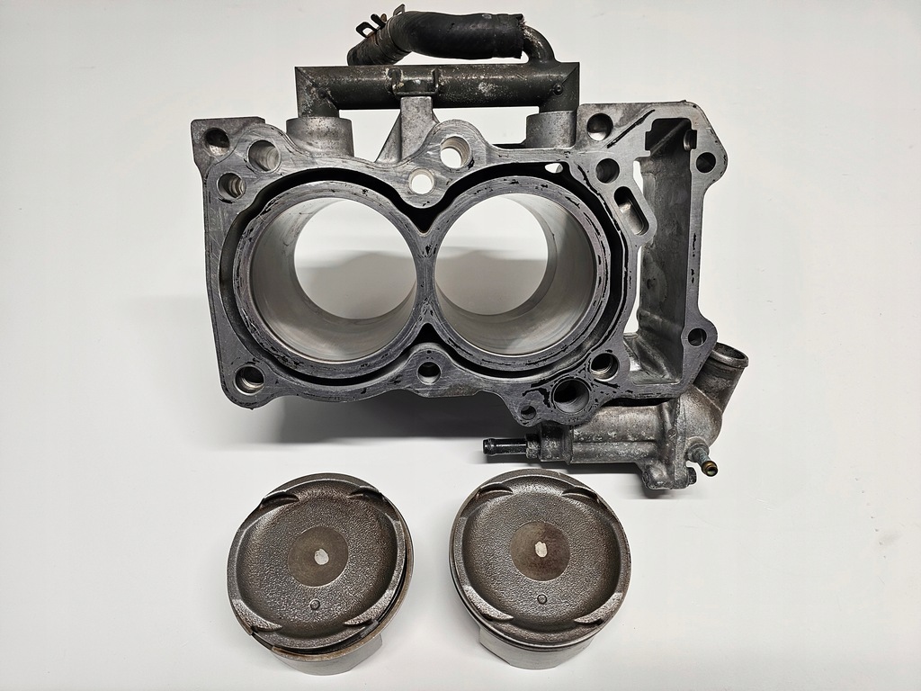 Suzuki Burgman 650 AN 650 Zylinderkolben, super Zustand Product image