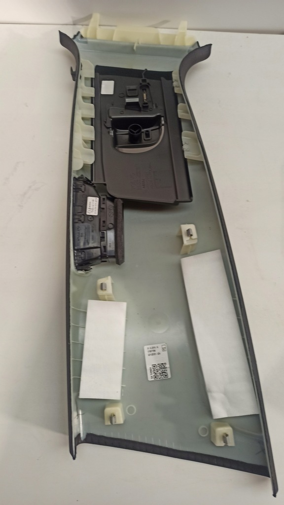 ABDECKUNG SÄULENABDECKUNG RECHTS 31479219 VOLVO V60 II Product image