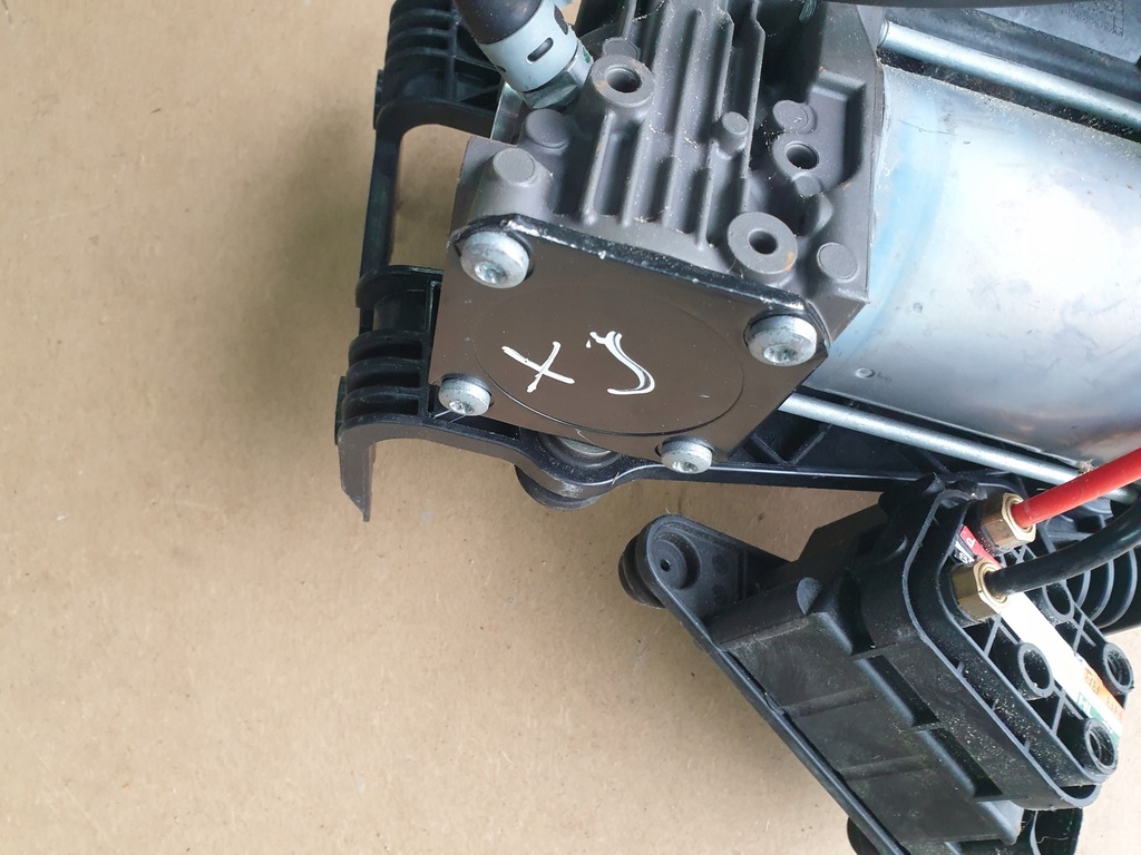 AUFHÄNGUNGSKOMPRESSOR JAGUAR XJ AW933B484AF Product image