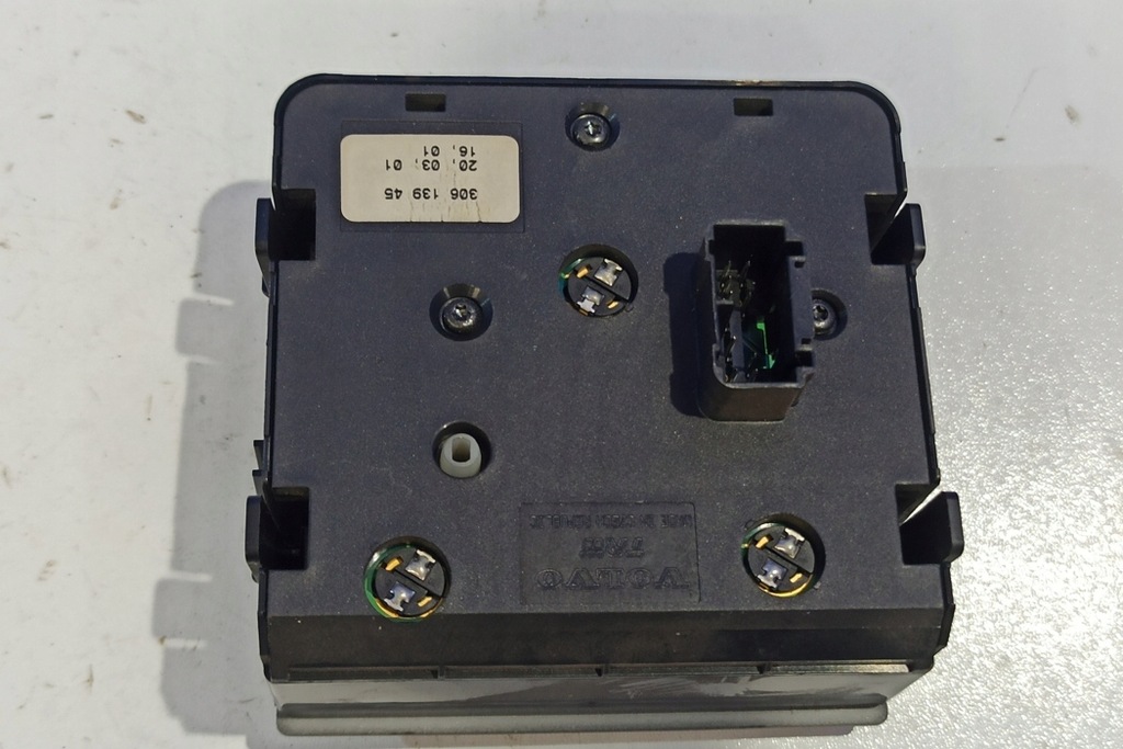 Lichtschalter Volvo S40 I (VS) 30613945 1.6L Benzin 80 kW 2002 Product image