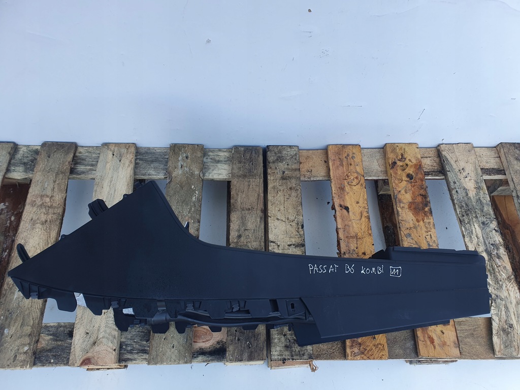 VW Passat B6 COMBI MITTELARMLEHNE ROLLO Product image