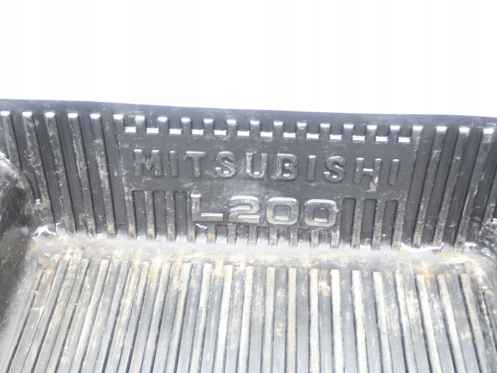 PAKA KAROSSERIEABFACH MITSUBISHI L200 2 II 96-01 Product image