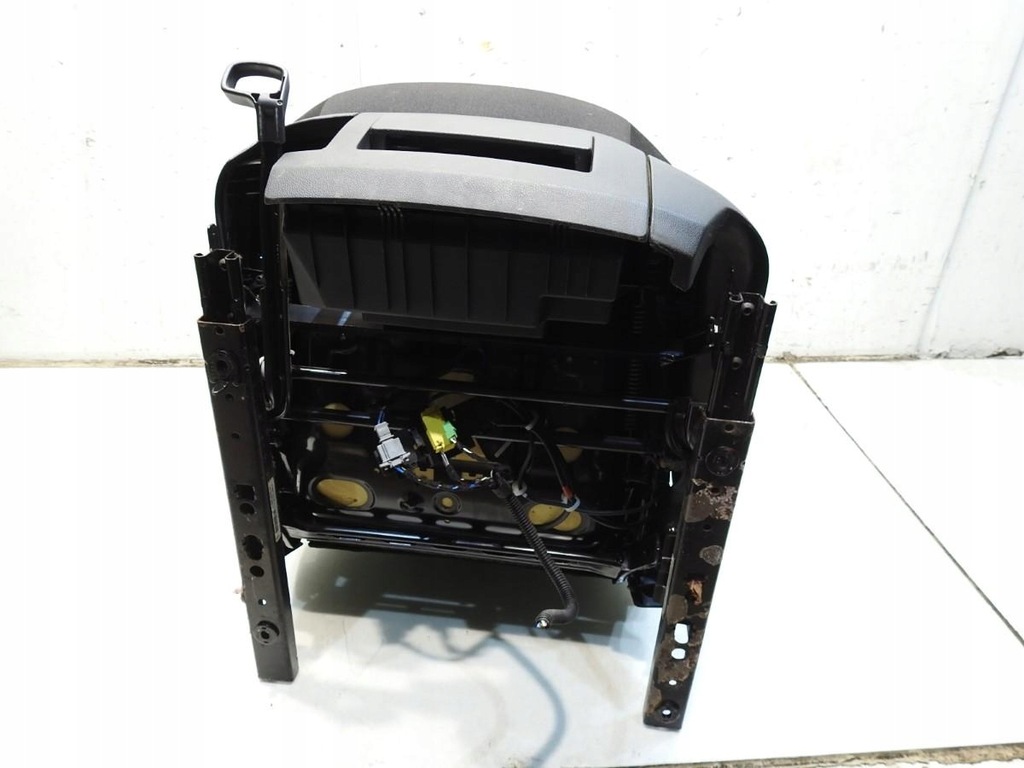 Linker vorderer Sessel Skoda Fabia II Product image